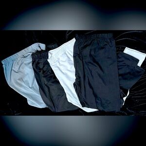 4 Pack Women’s Thermal Leggings Size XXL (2 Black, 1 White, 1 Grey)